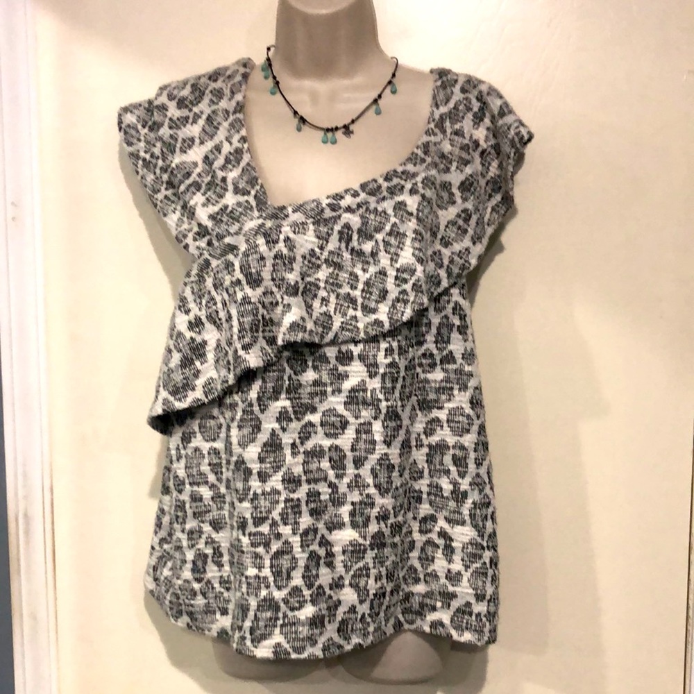 Anthropologie Dolan Savannah grey  ruffled blouse - Picture 8 of 15